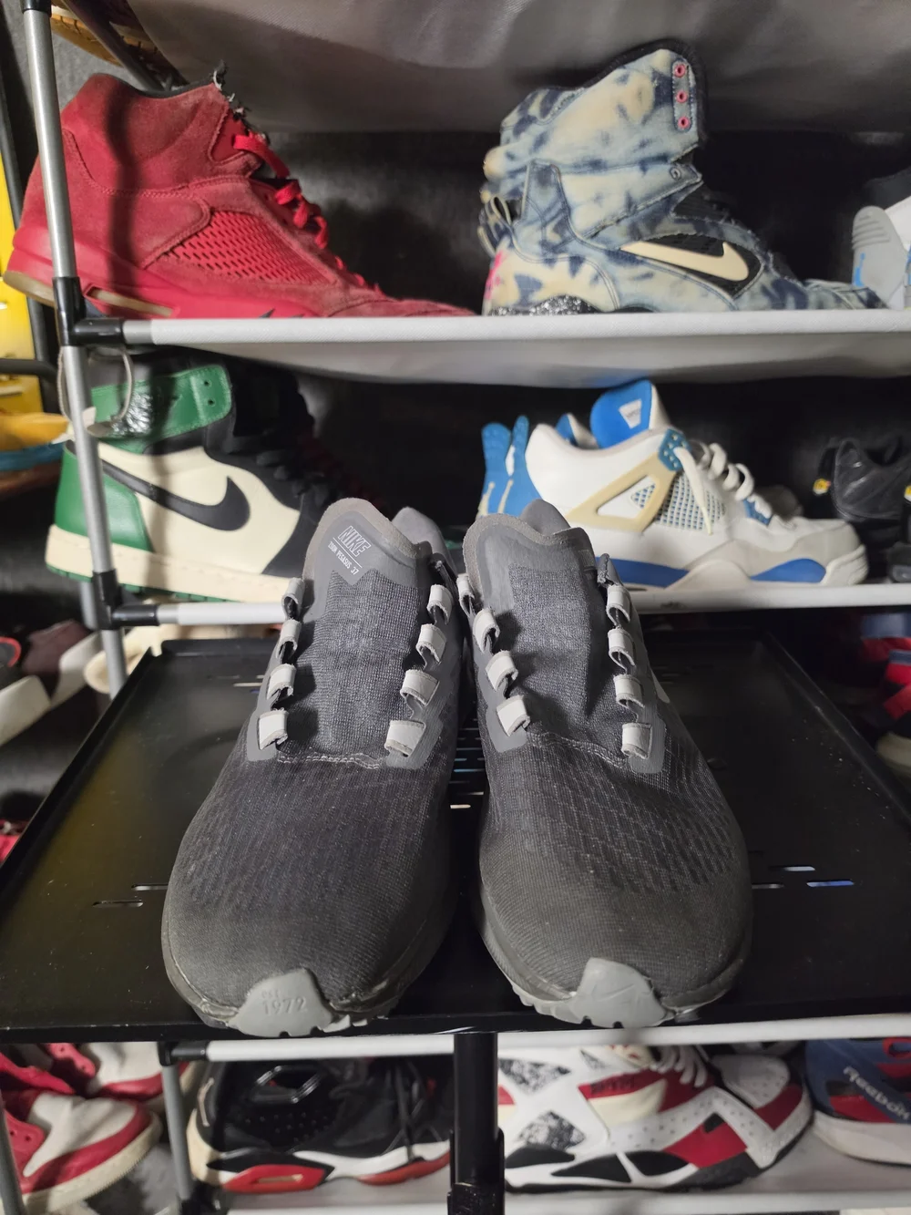 🔥 Nike Zoom Pegasus 37 Men's Size 10 Gray and White Running Shoes